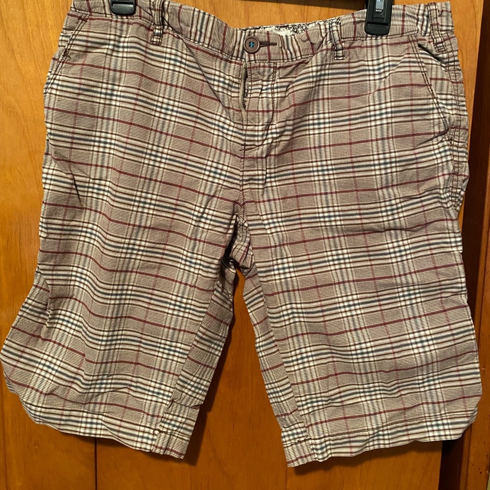 Maurices plaid shorts size 11/12